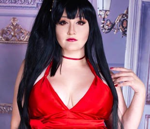 Follow horny Gamer Girl Natsumi Louise on Snapchat